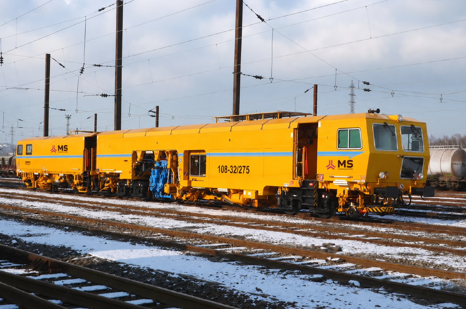 Engin ferroviaire